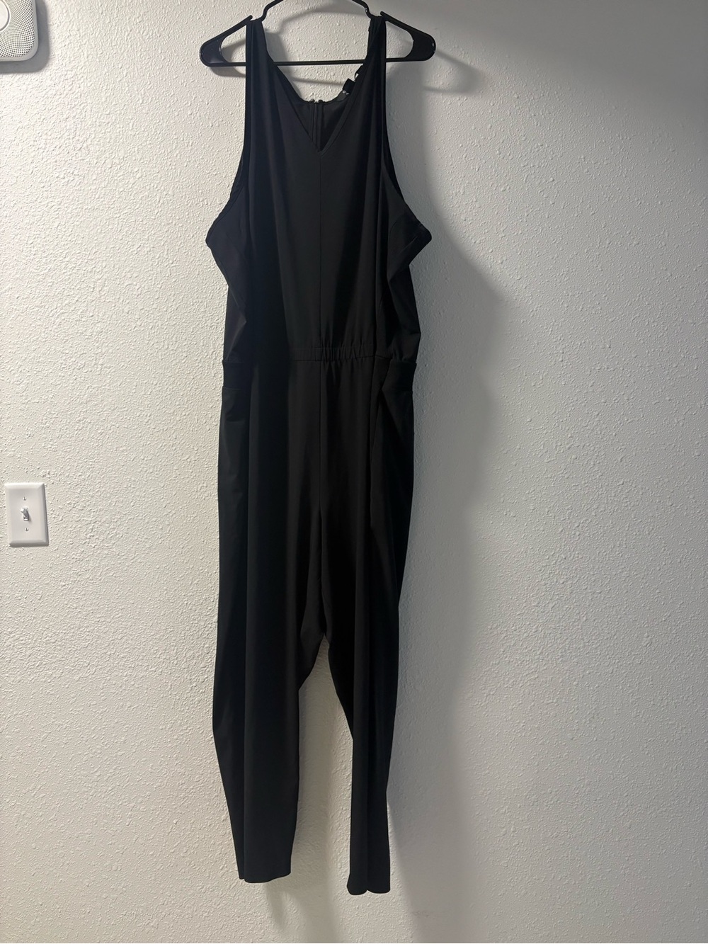 Athleta Black Sleeveless V‑Neck Jumpsuit